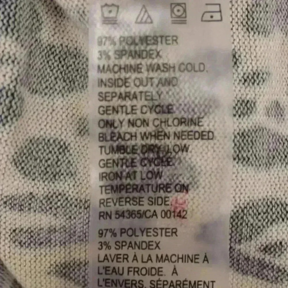 🔵2/$15 ~ TanJay Petite sleeveless medium leopard print top medium - Picture 6 of 6